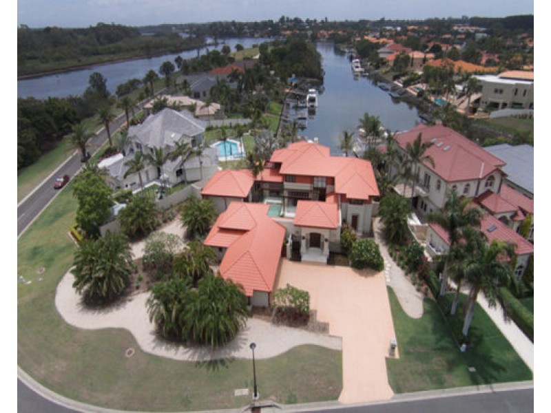 1151 ROSEBANK WAY WEST, Hope Island QLD 4212