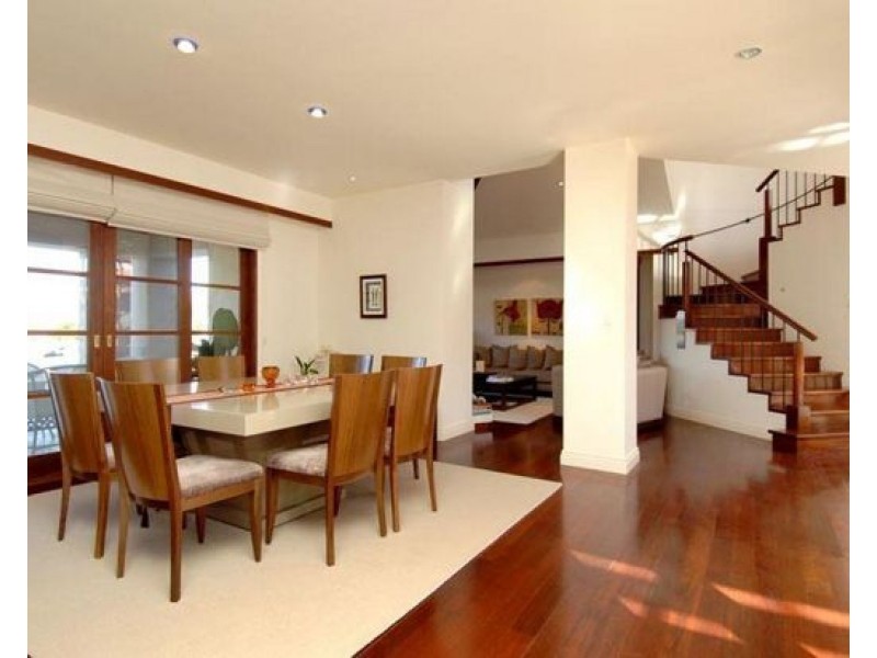 1151 ROSEBANK WAY WEST, Hope Island QLD 4212