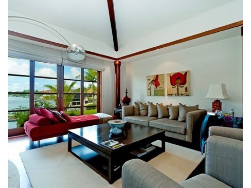 1151 ROSEBANK WAY WEST, Hope Island QLD 4212