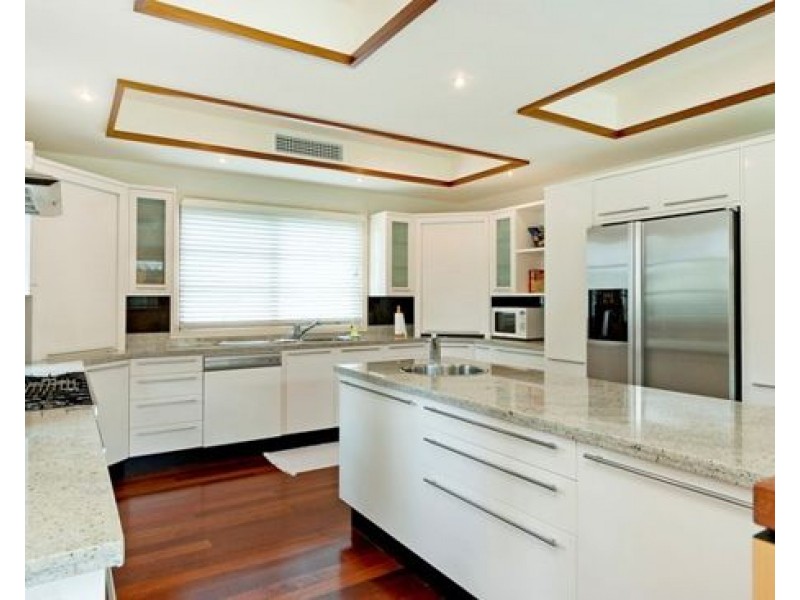 1151 ROSEBANK WAY WEST, Hope Island QLD 4212