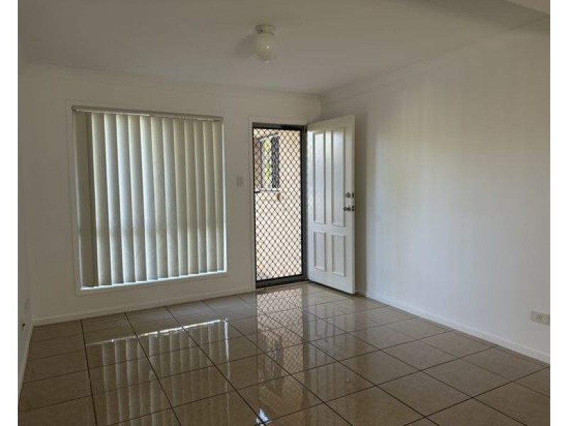 102/175 Fryar road, Eagleby QLD 4207
