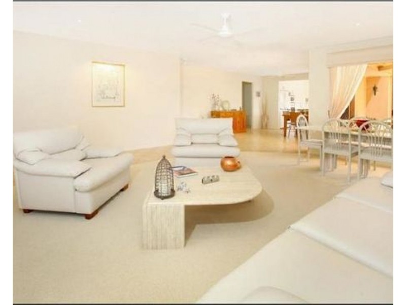 14 Newport Drive, Robina QLD 4226