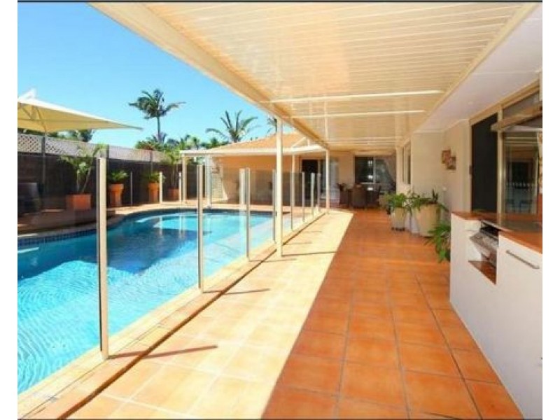 14 Newport Drive, Robina QLD 4226