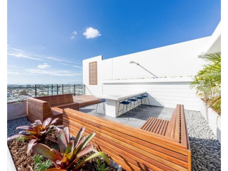 709/148 Logan Road, Woolloongabba QLD 4102