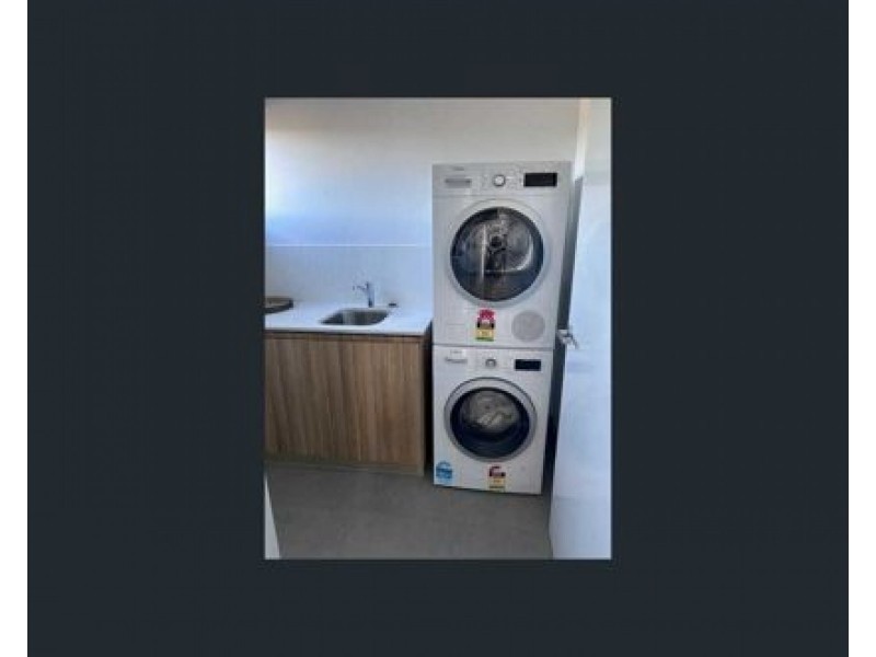 20/8 ben dalley drive, Helensvale QLD 4212