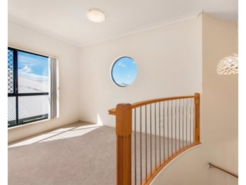 3 Princeton Street, Oxenford QLD 4210