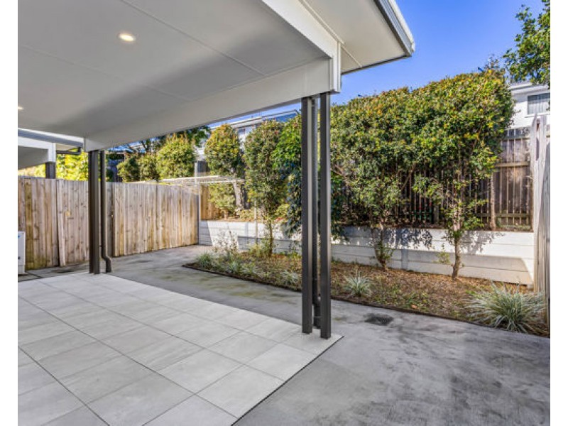 102/21 Emerald Place, Bridgeman Downs QLD 4035