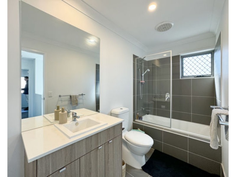 10/15 Mayfair Street, Doolandella QLD 4077