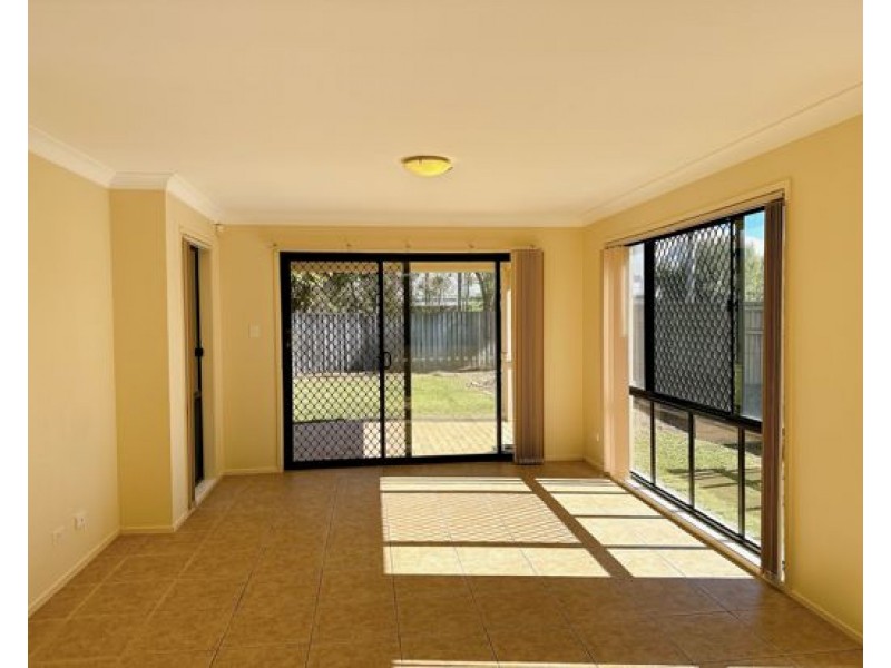 10 BENTLEIGH STREET, CALAMVALE, QLD 4116, Calamvale QLD 4116