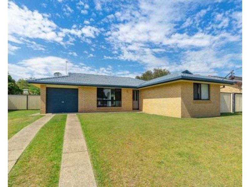 55 Woomera Crescent, Southport QLD 4215