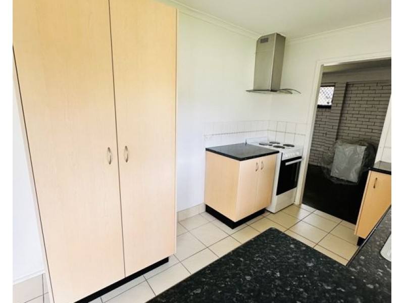 55 Woomera Crescent, Southport QLD 4215