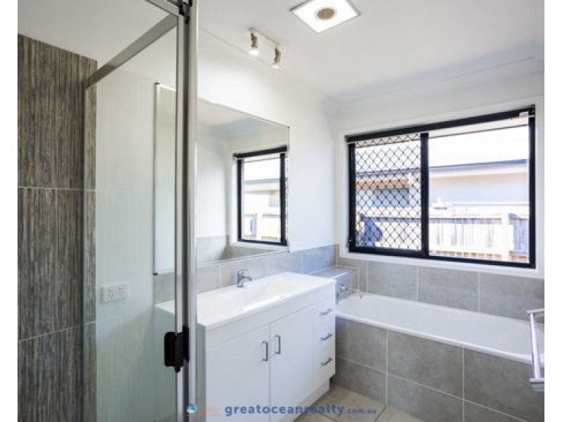 25 Wimmera Crescent, Upper Coomera QLD 4209