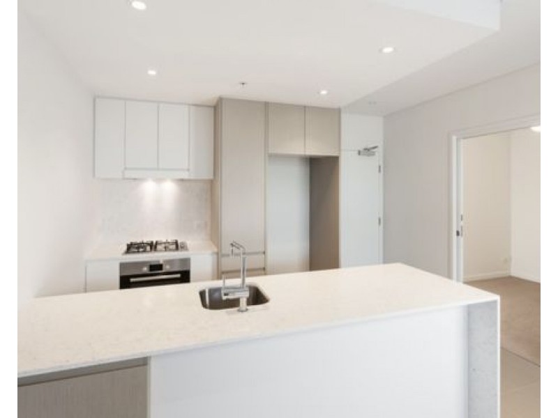 10110/320 MacArthur Avenue, Hamilton QLD 4007