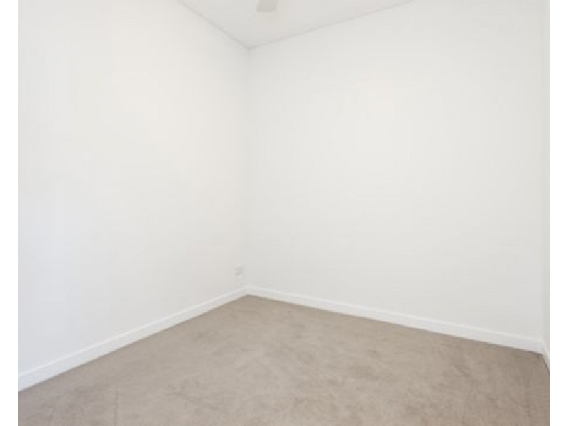 10110/320 MacArthur Avenue, Hamilton QLD 4007