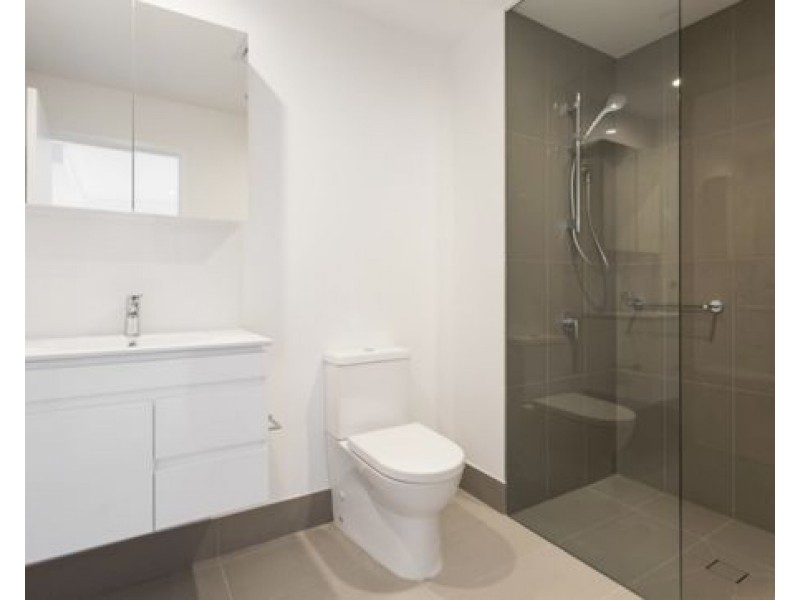 10110/320 MacArthur Avenue, Hamilton QLD 4007