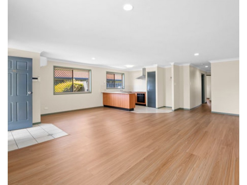 76 70 Allingham St, Kuraby QLD 4112