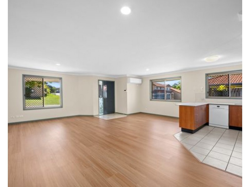 76 70 Allingham St, Kuraby QLD 4112