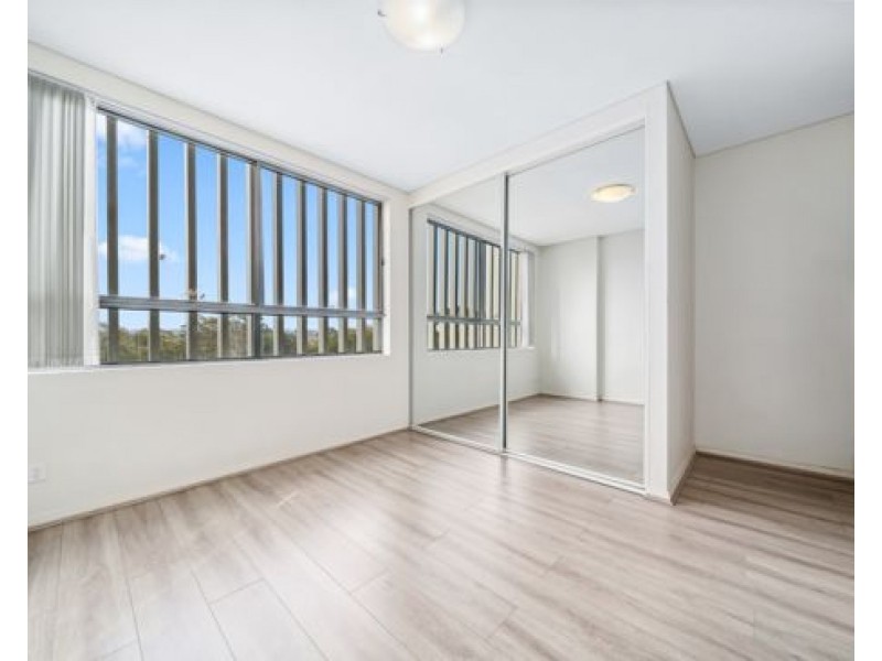 74/32 Castlereagh St, Liverpool NSW 2170