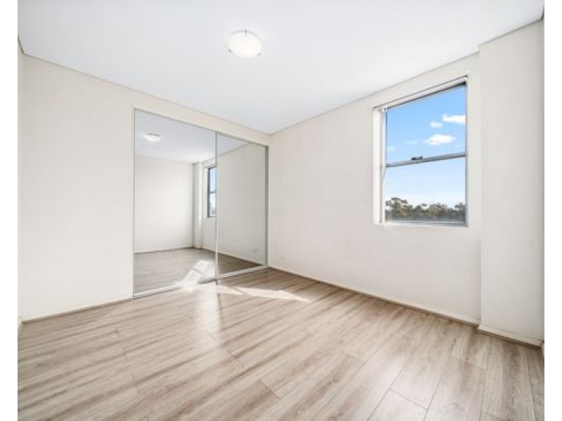 74/32 Castlereagh St, Liverpool NSW 2170