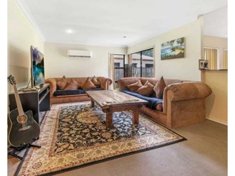 21 Dunstan Drive, Robina QLD 4226