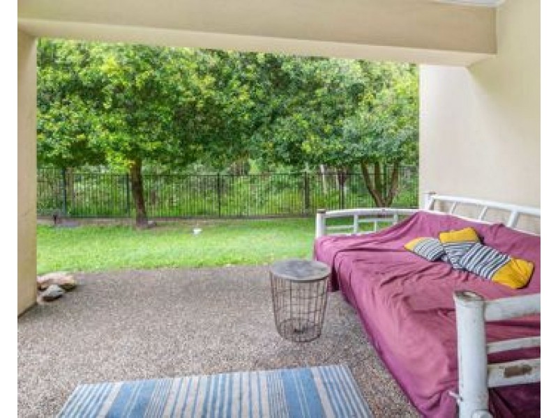21 Dunstan Drive, Robina QLD 4226