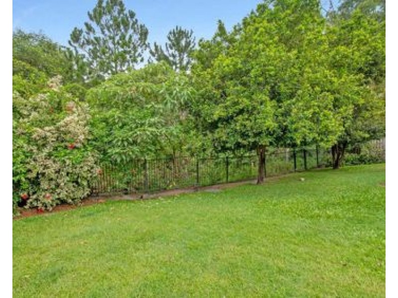 21 Dunstan Drive, Robina QLD 4226