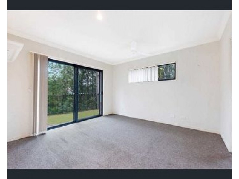 19 Dunstan Drive, Robina QLD 4226
