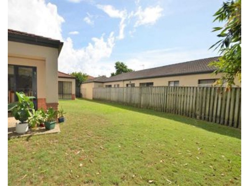 19 Dunstan Drive, Robina QLD 4226