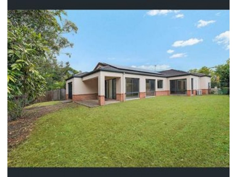 19 Dunstan Drive, Robina QLD 4226