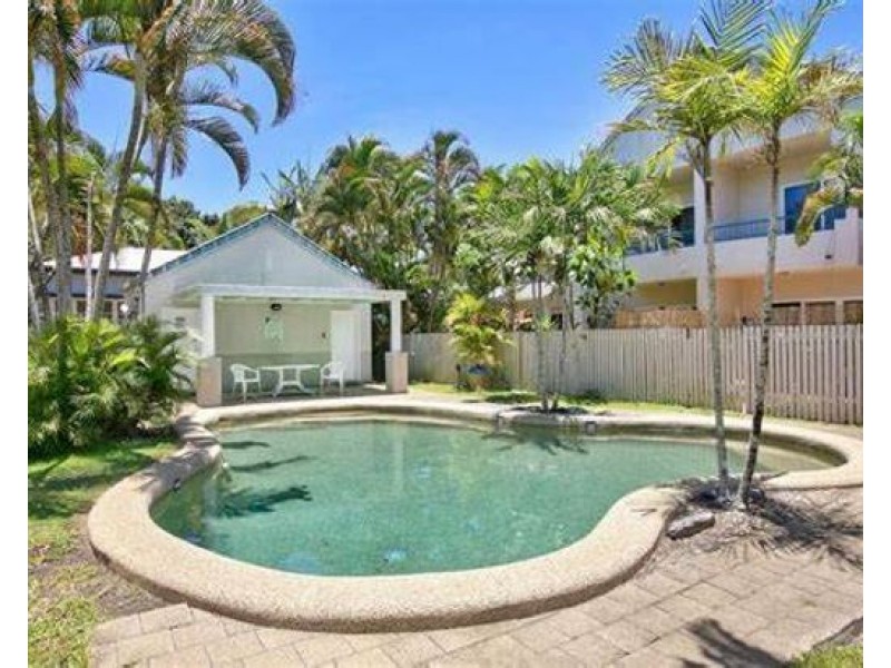 11 /30-40 Lily Street, Cairns North QLD 4870