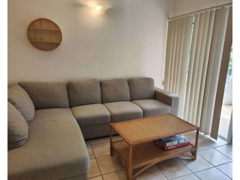 11 /30-40 Lily Street, Cairns North QLD 4870