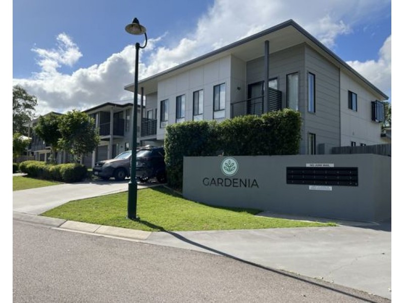 6/7 Franco Place, Bridgeman Downs QLD 4035