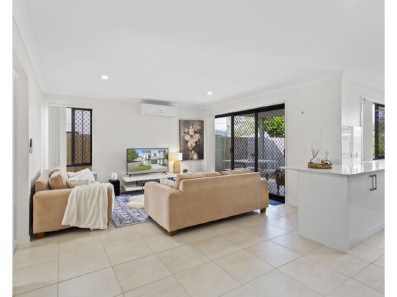6/7 Franco Place, Bridgeman Downs QLD 4035