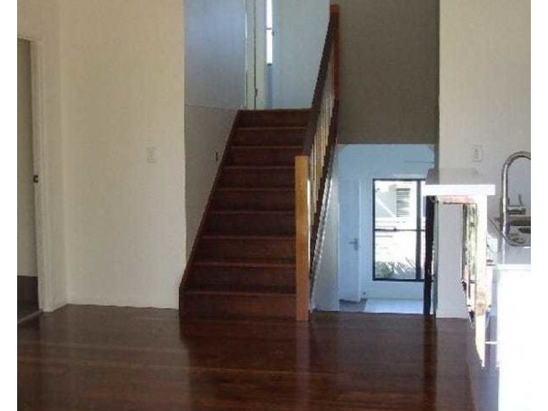 9 ABINGER ST, Morningside QLD 4170