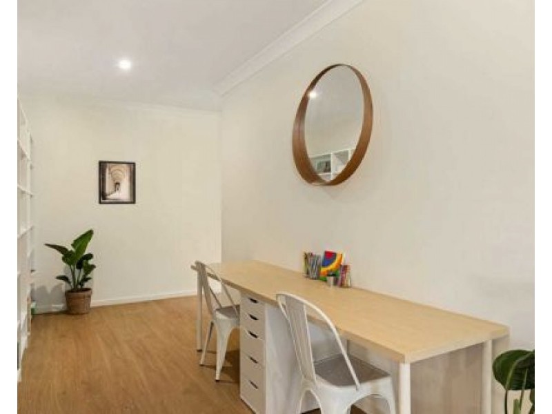 14 Ernest St, Camp Hill QLD 4152