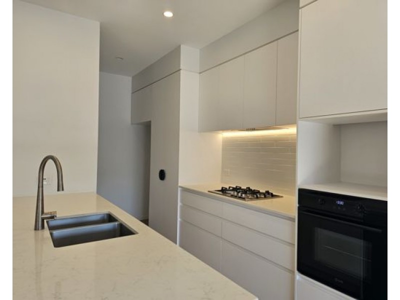 62/2 Marina Quays Boulevard, Hope Island QLD 4212