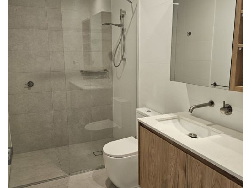 62/2 Marina Quays Boulevard, Hope Island QLD 4212