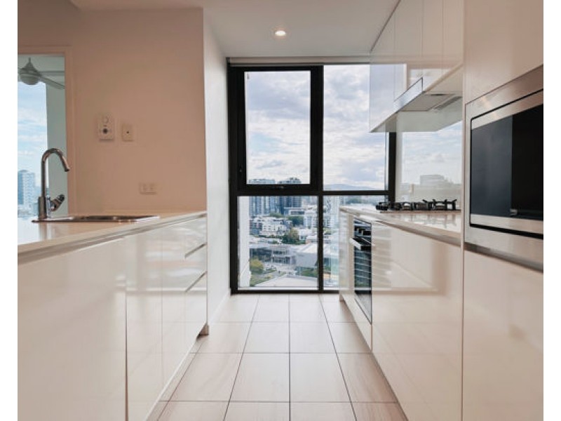 1510/10 Stratton Street, Newstead QLD 4006