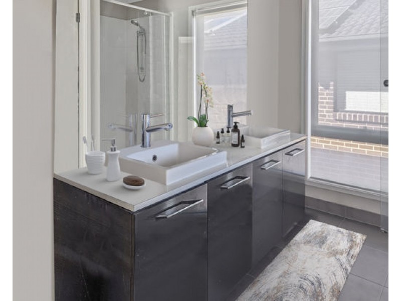 103 Nyleta Street, Coopers Plains QLD 4108