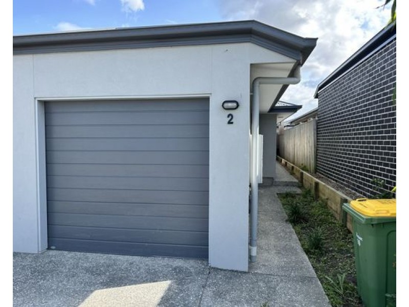 2/16 Dorchester Close, Pimpama QLD 4209