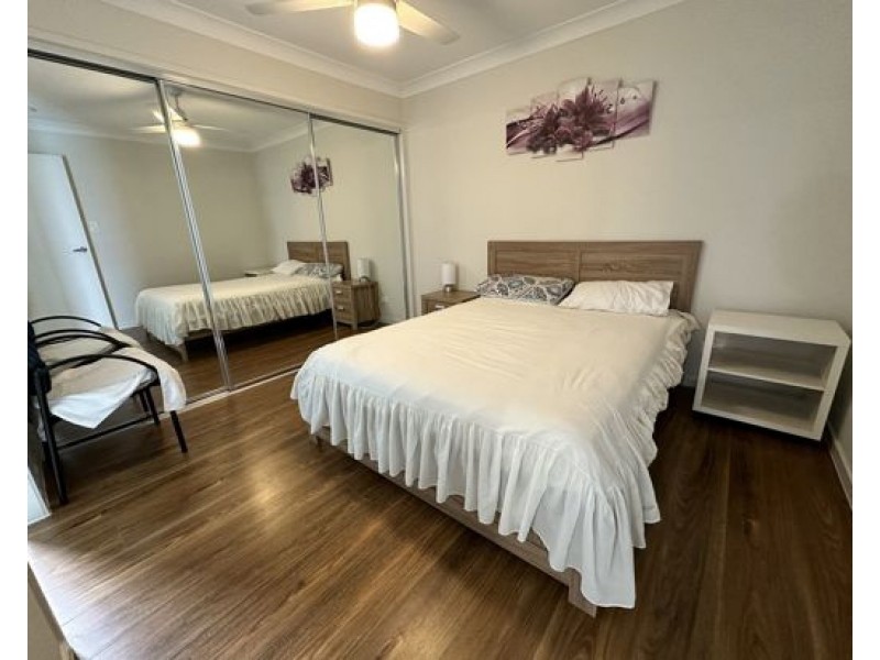 2/16 Dorchester Close, Pimpama QLD 4209