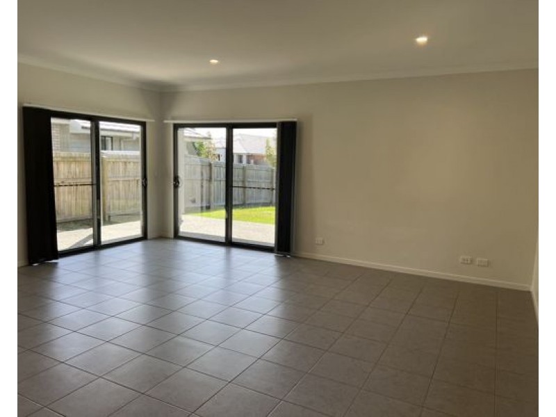 35 Gregor Cres, Coomera QLD 4209