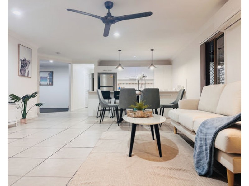 19 Pyrite Street, Pimpama QLD 4209