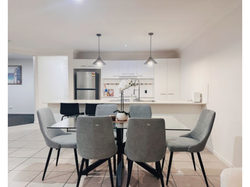 19 Pyrite Street, Pimpama QLD 4209