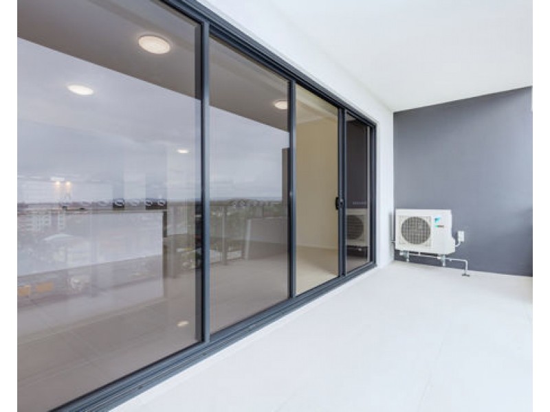 Unit 701/11 Norman Street, Southport QLD 4215