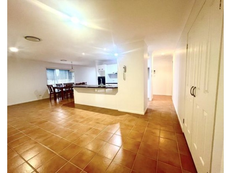 50 Springsure Drive, Mudgeeraba QLD 4213