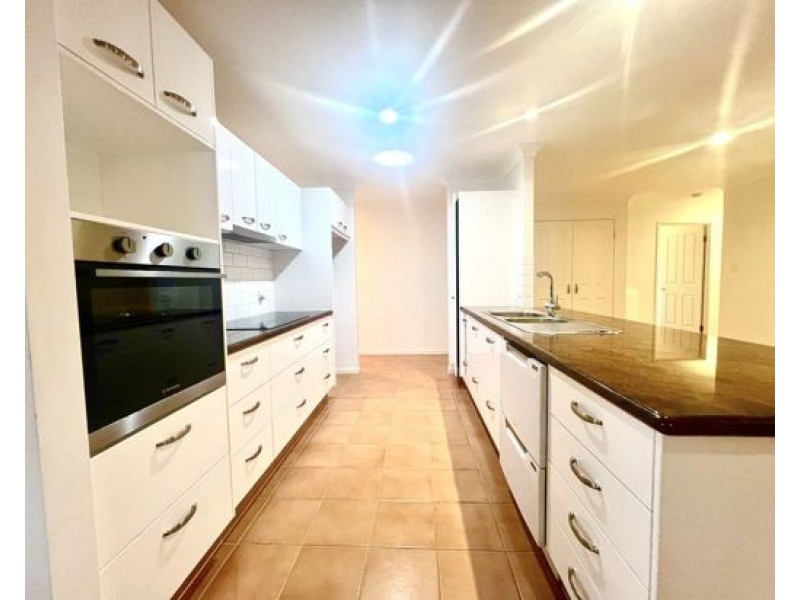 50 Springsure Drive, Mudgeeraba QLD 4213