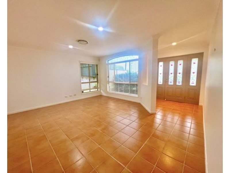 50 Springsure Drive, Mudgeeraba QLD 4213