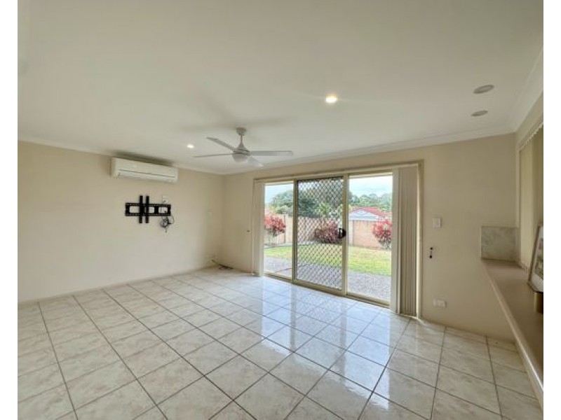 140 WALLANDRA ROAD, Tallai QLD 4213