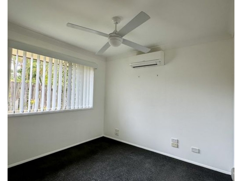 140 WALLANDRA ROAD, Tallai QLD 4213